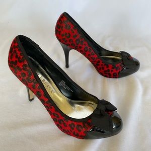 White House Black Market animal print heels size 7.5